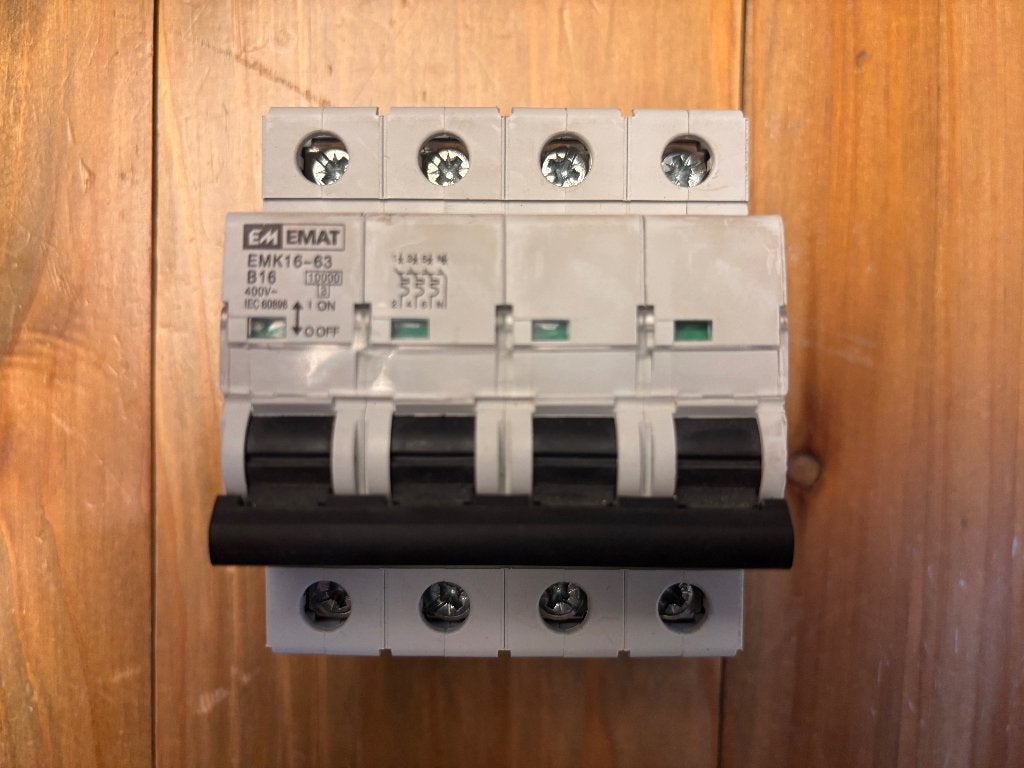 EMAT krachtgroep B16 400V (2 stuks), Ophalen of Verzenden, Gebruikt, Emat, Installatieautomaat