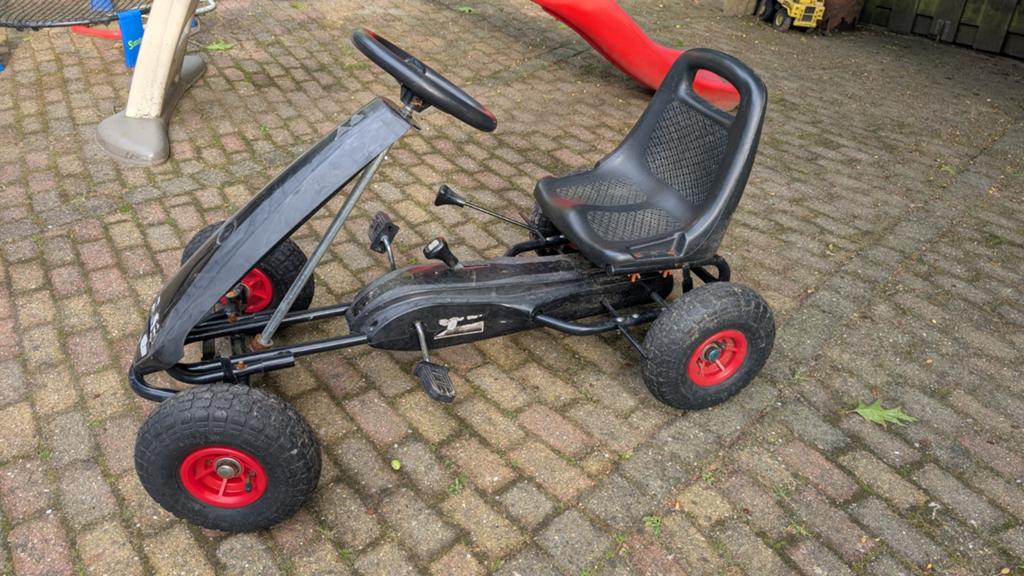Nette skelter met nieuw binnenbanden., Kinderen en Baby's, Speelgoed | Buiten | Skelters, Ophalen, Gebruikt, Overige merken, Vrijloopautomaat