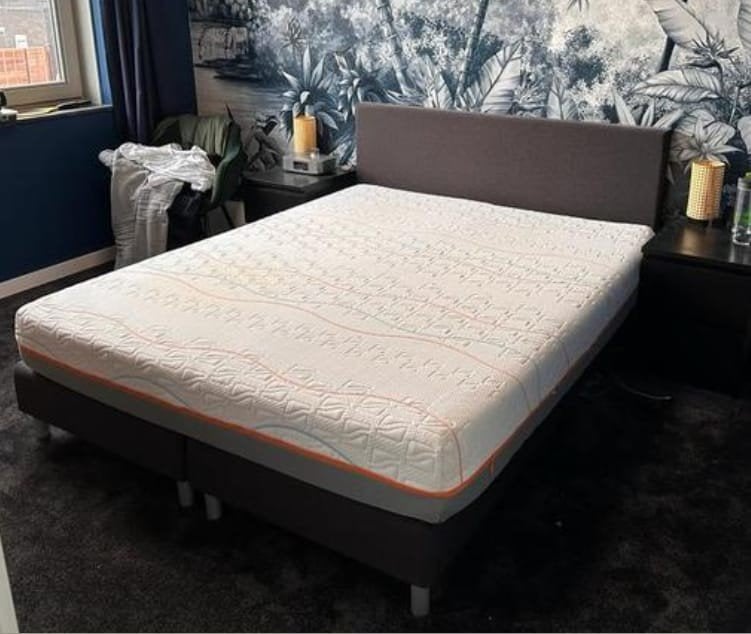 MLINE Slowmotion Hybrid 5 matras 140x200 nog nieuw 1 jaaroud, Ophalen, Zo goed als nieuw, Tweepersoons, 140 cm