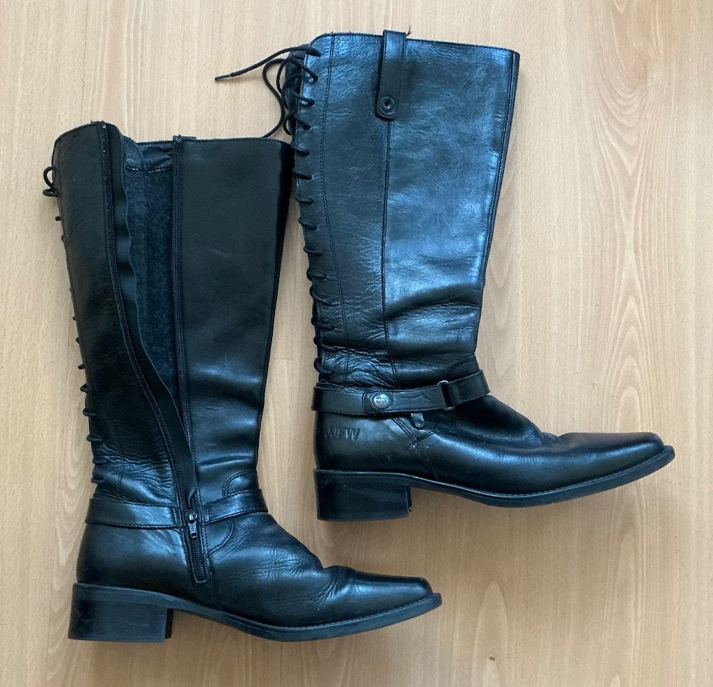 Laarzen, zwart leer maat 42 gay / hetero, Kleding | Heren, Ophalen of Verzenden, Gedragen, Zwart, Boots