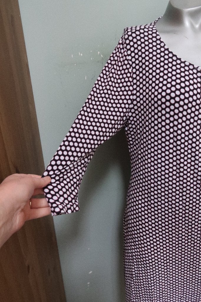 Woman Essentials by Tchibo prachtige jurk mt 42, Kleding | Dames, Jurken, Tchibo, Overige kleuren, Maat 42/44 (L), Ophalen of Verzenden