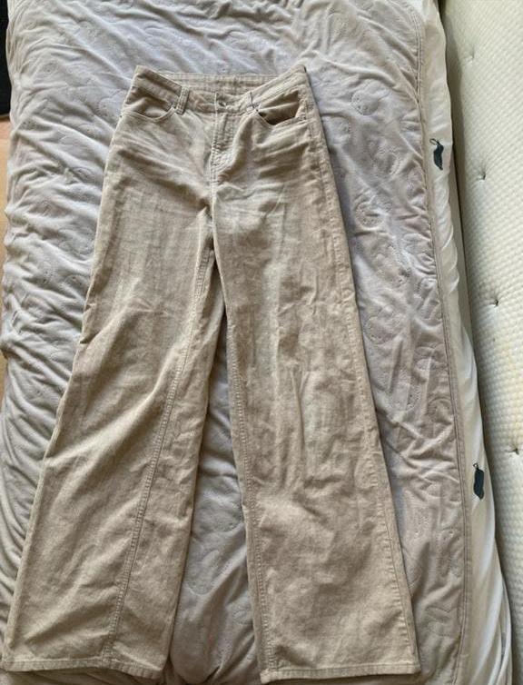 Wijde corduroy broek maat XXS, Kleding | Dames, Broeken en Pantalons, Beige, Ophalen of Verzenden, Zo goed als nieuw, Maat 34 (XS) of kleiner