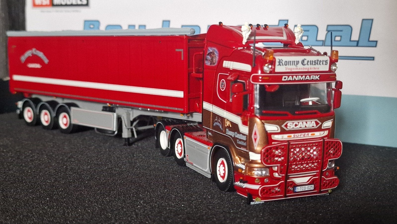 Ronny ceusters 1 50, Hobby en Vrije tijd, Modelauto's | 1:50, Ophalen of Verzenden, Nieuw, Bus of Vrachtwagen, Tekno