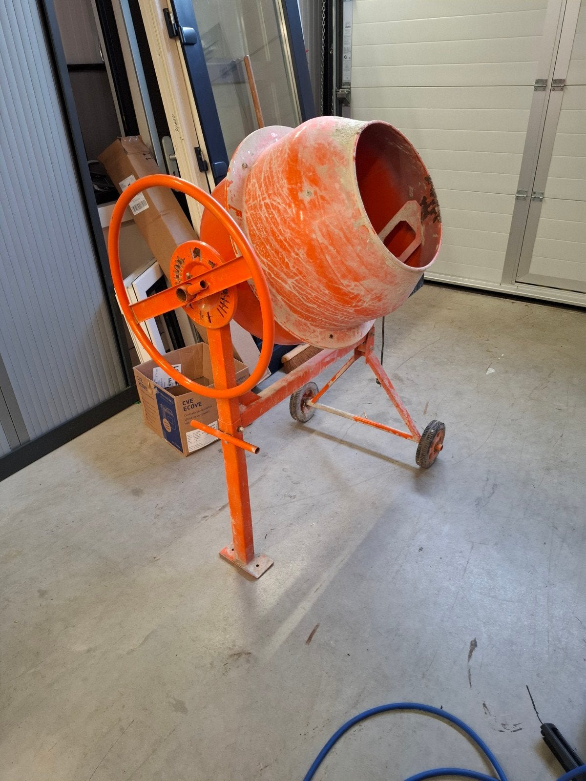 Zgan betonmolen  140 liter, Doe-het-zelf en Verbouw, Betonmolens, Ophalen of Verzenden, Zo goed als nieuw