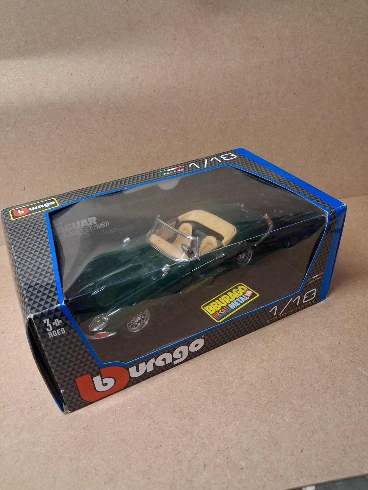 Burago Jaguar E-Type Cabriolet (1961) 1/18 modelauto, Hobby en Vrije tijd, Modelauto's | 1:18, Ophalen of Verzenden