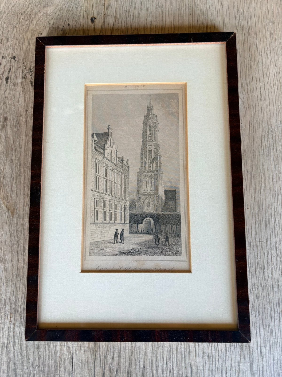 Gravure "Eglise a Delft et maison Espagnole", Antiek en Kunst, Kunst | Etsen en Gravures, Ingelijst, 1800 - 1899, 17 cm, Architectuur