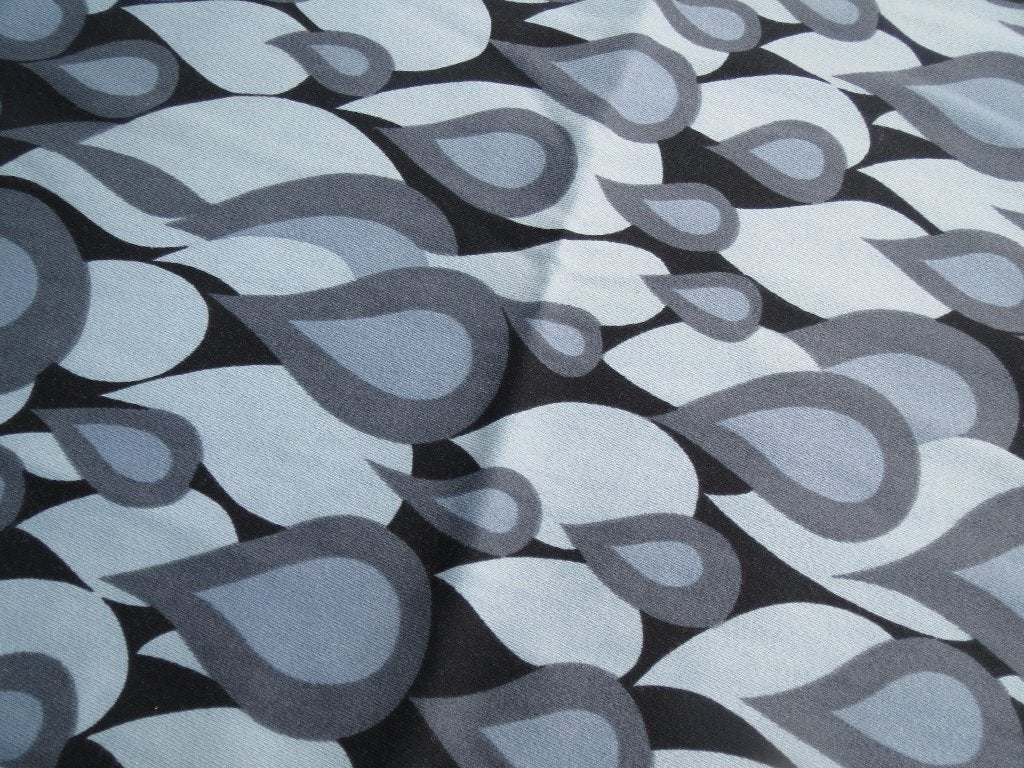 Lap winterstof grijstinten (soort gebreide stof), Hobby en Vrije tijd, Stoffen en Lappen, Bruin, 120 cm of meer, Nieuw, Ophalen of Verzenden