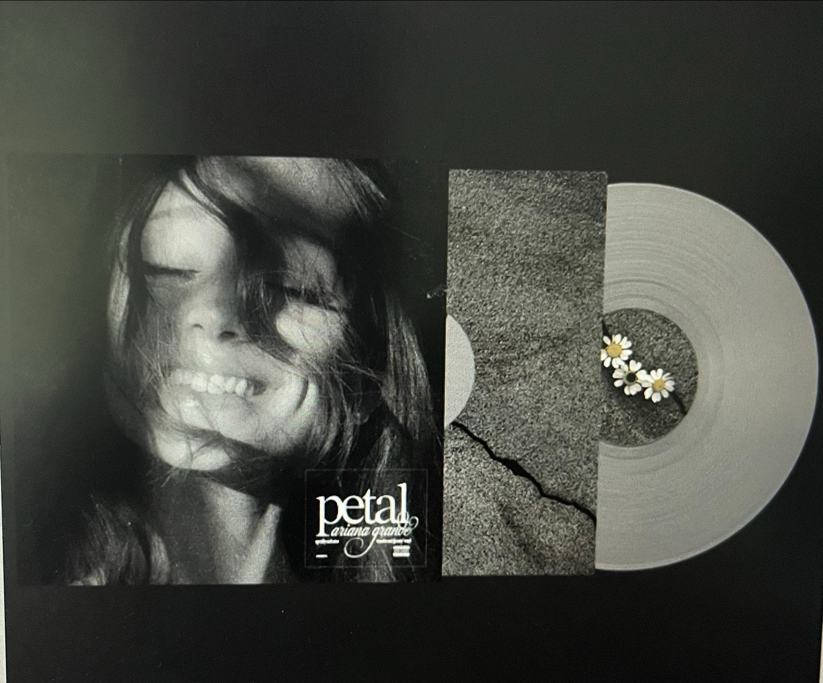 Ariana Grande - Petal (ghosty), LP, Pop, Colored vinyl, Ophalen of Verzenden