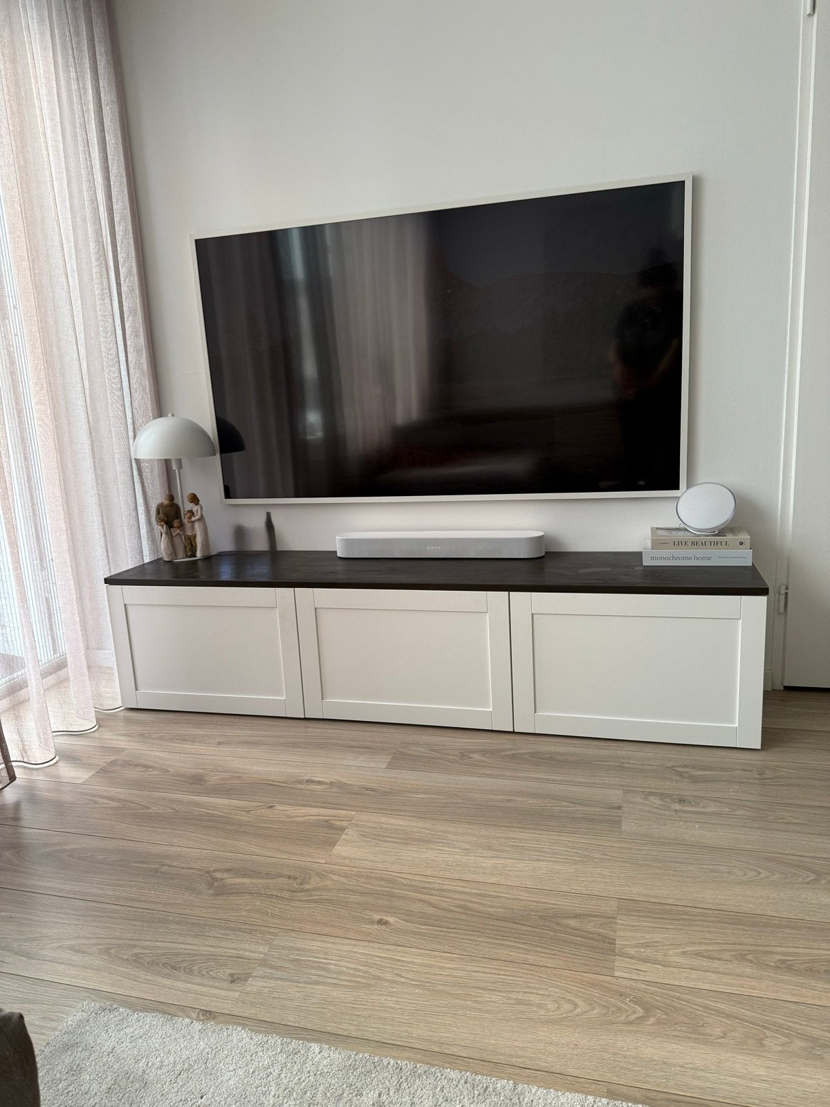 IKEA Besta TV-meubel met 3 kasten en donkerbruin blad, Ophalen, Gebruikt, 150 tot 200 cm, Minder dan 100 cm
