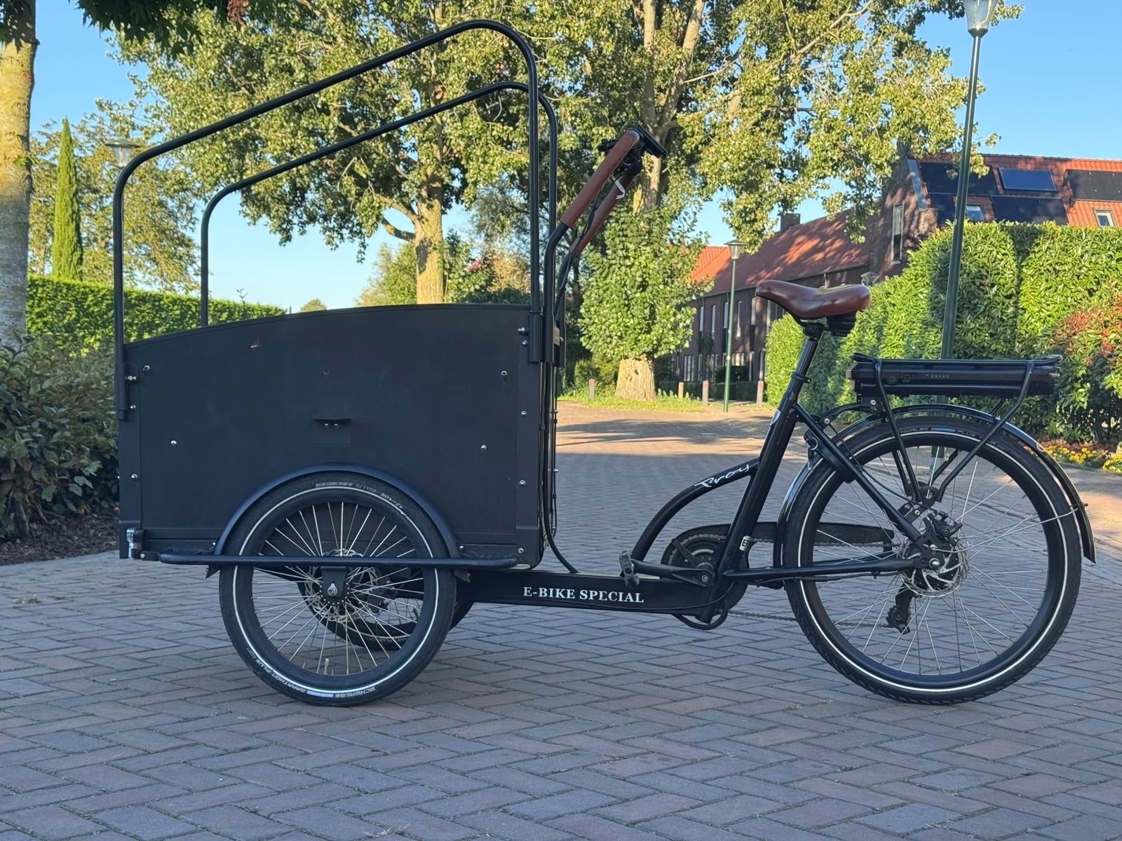 Troy E-Bike Special Bakfiets - Elektrisch met Huif, Elektrisch, Zo goed als nieuw, 2 kinderen, Schijfrem
