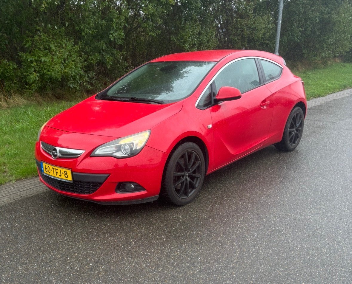 Opel Astra 1.4 16V 103KW GTC 2012 Rood, Voorwielaandrijving, 1350 kg, 4 cilinders, 700 kg
