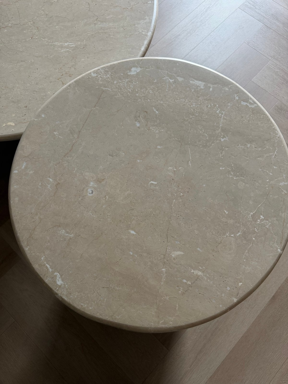 Ronde Salontafel Xavi Marmer en Mangohout - 90cm + 60cm, Rond, Zo goed als nieuw, Overige houtsoorten, 50 tot 100 cm