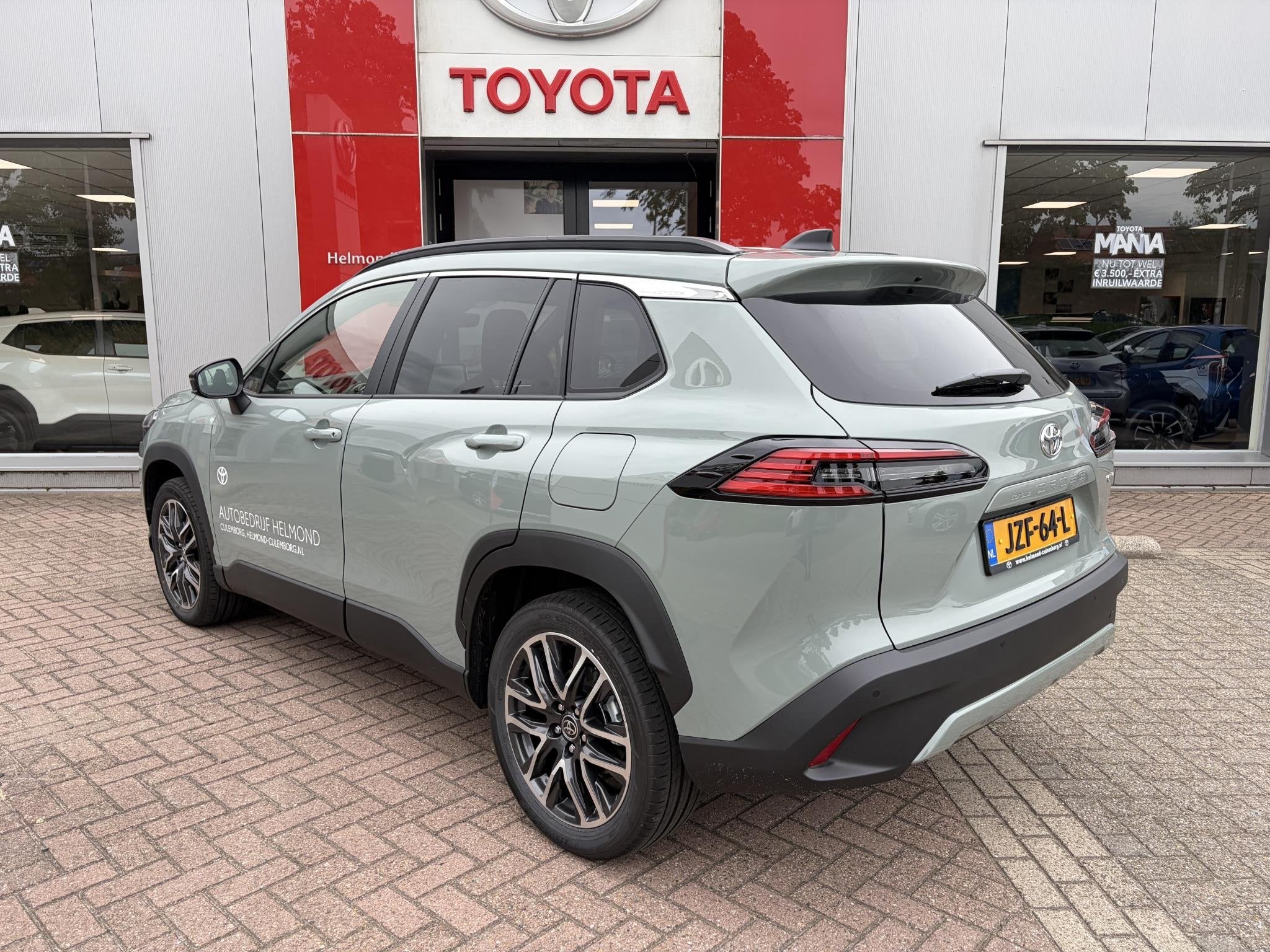 Toyota Corolla Cross Hybrid 140 Dynamic Stoelverwarming | pa, Auto's, Dealer onderhouden, Stof, Gebruikt, 4 cilinders
