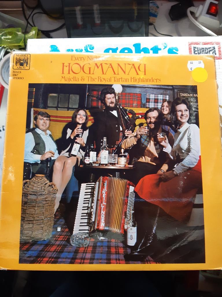 Majella & the royal Tartan Highlanders (Z212-251), Ophalen of Verzenden, Zo goed als nieuw, Overige formaten