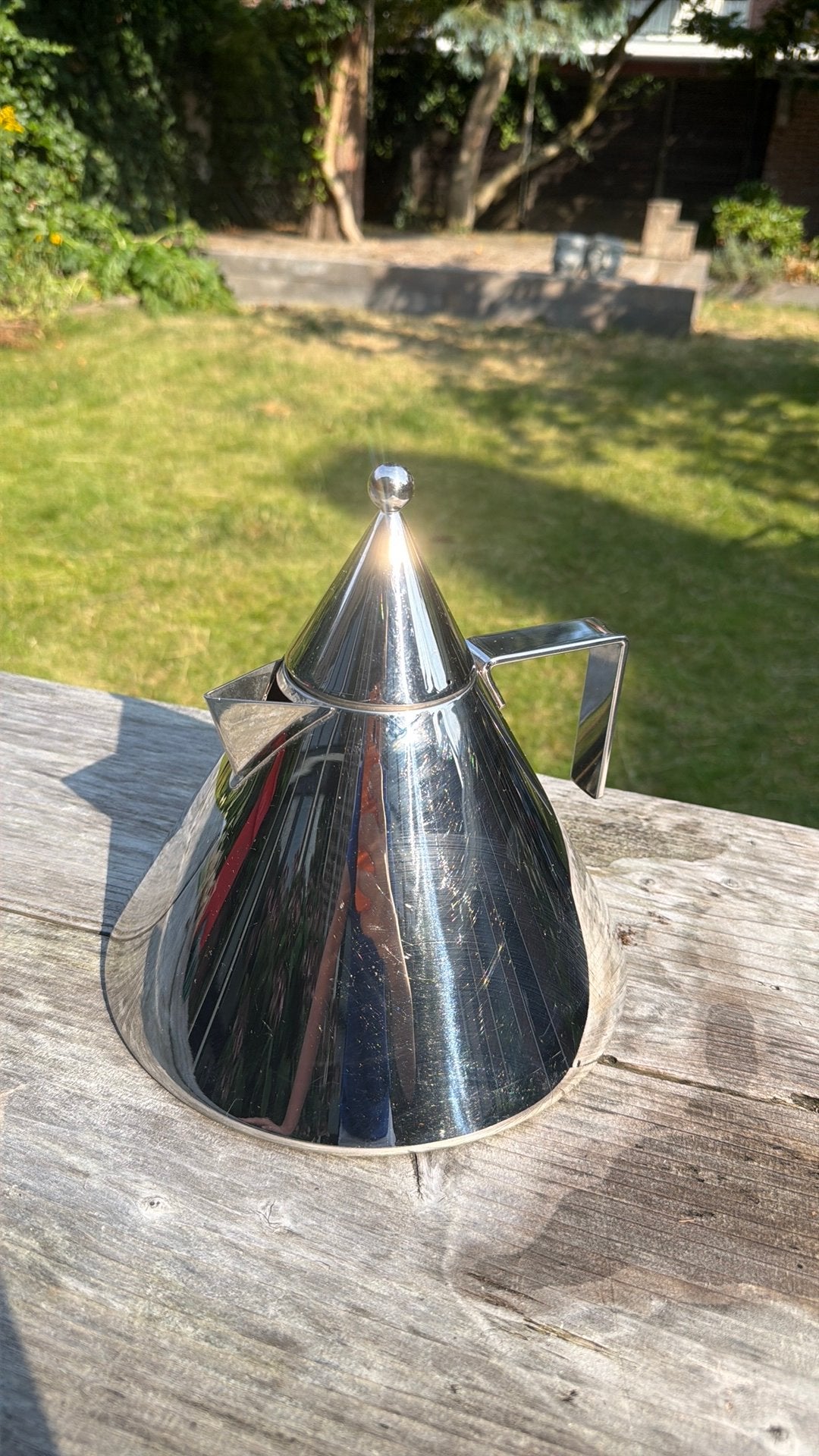 Alesie fluitketel, Theepot/fluitketel, Zilver, Ophalen of Verzenden, Zo goed als nieuw