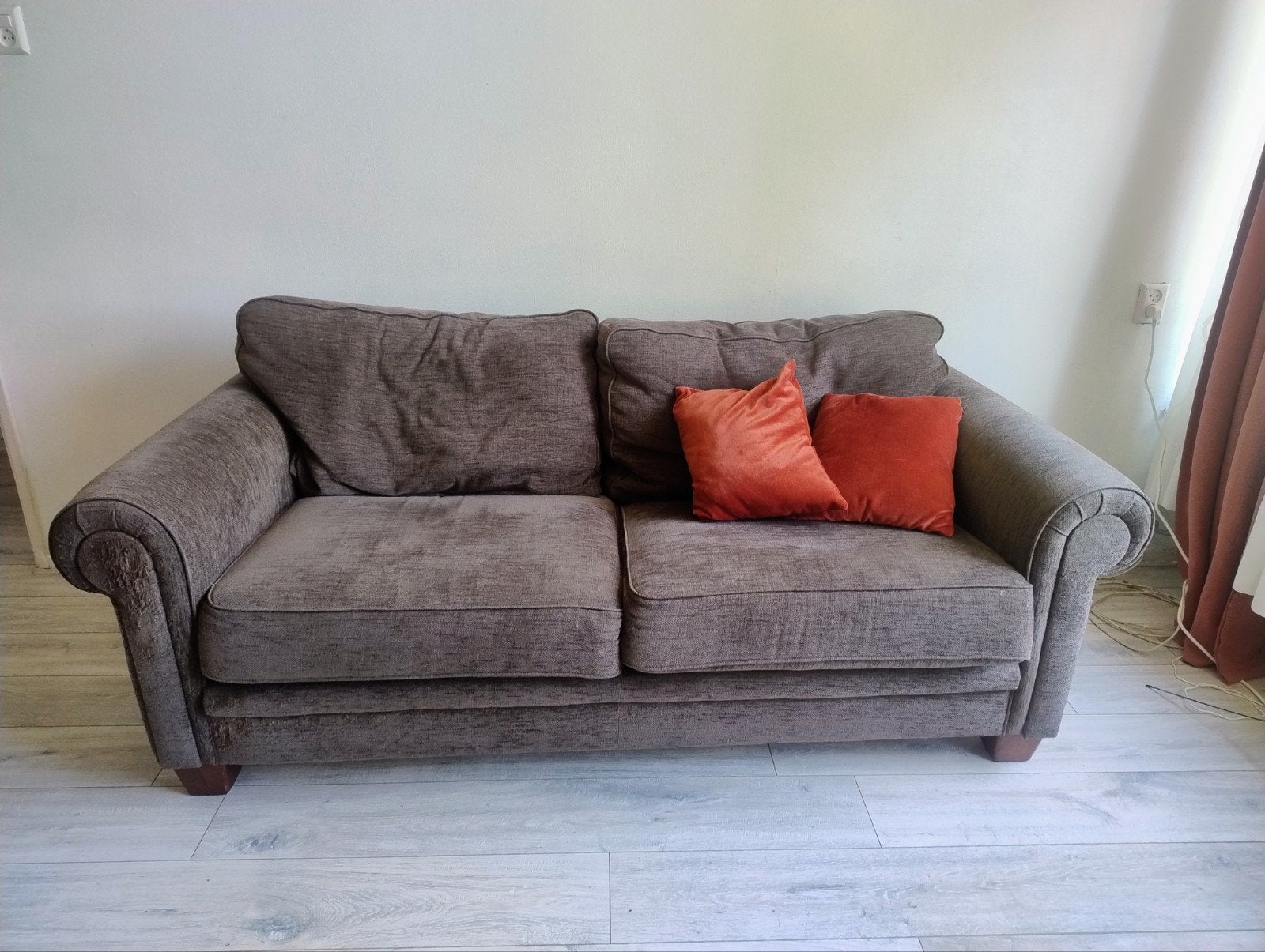 Gratis bank af te halen - stevig massief houten frame, Gebruikt, Tweepersoons, Ophalen of Verzenden, Rechte bank