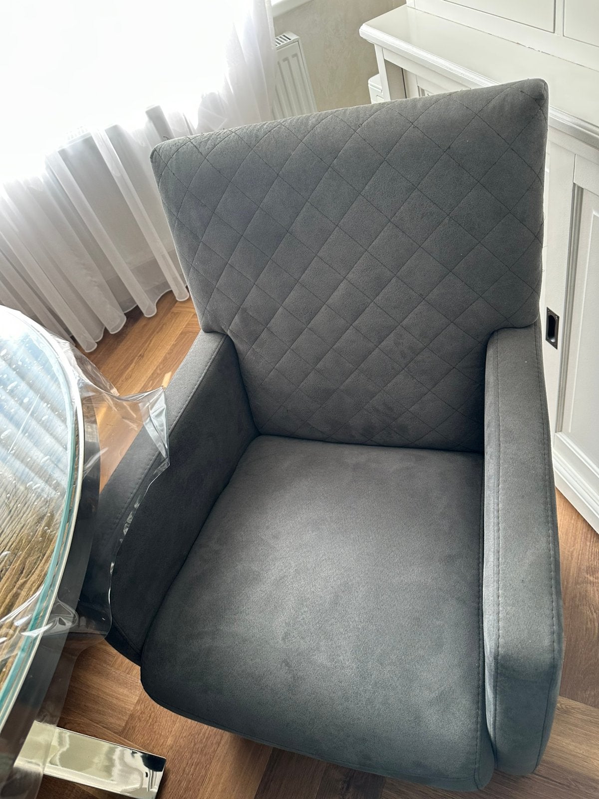 Stevige eestoelen met wieltjes, Ophalen, Zo goed als nieuw, Minder dan 75 cm, 50 tot 75 cm