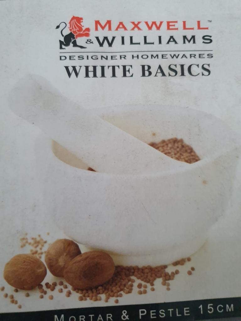 Vijzel Maxwell & Williams  White basic, 15 cm.Nieuw. Design, Ophalen of Verzenden, Nieuw, Overige stijlen, Schaal of Schalen