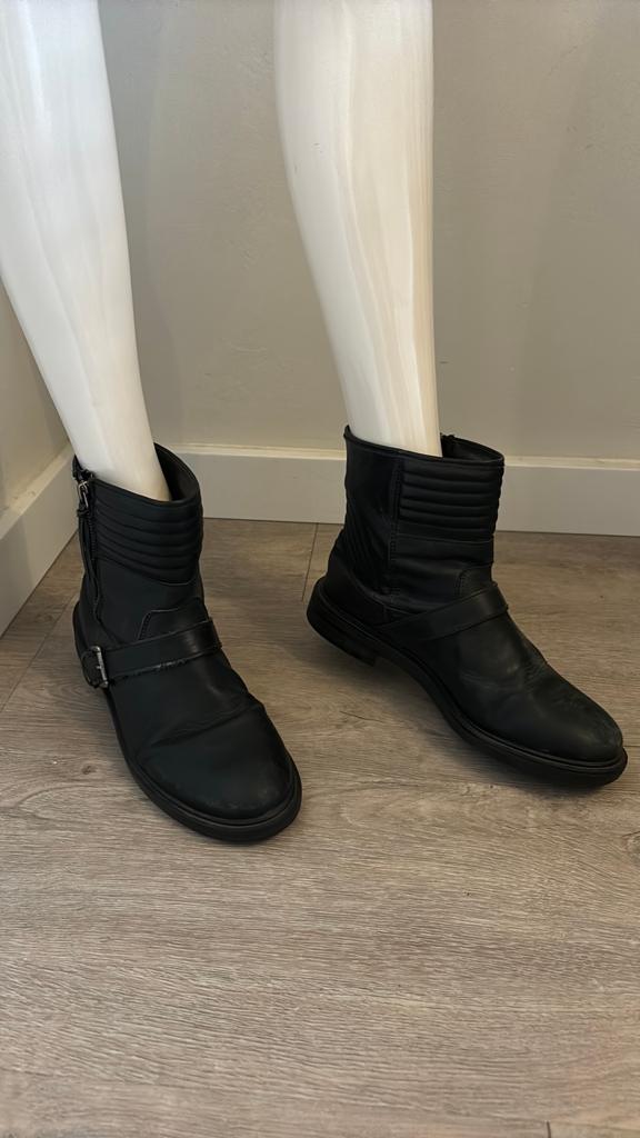 Nubikk laarzen maat 41, Kleding | Dames, Schoenen, Ophalen of Verzenden, Zo goed als nieuw, Zwart, Hoge laarzen