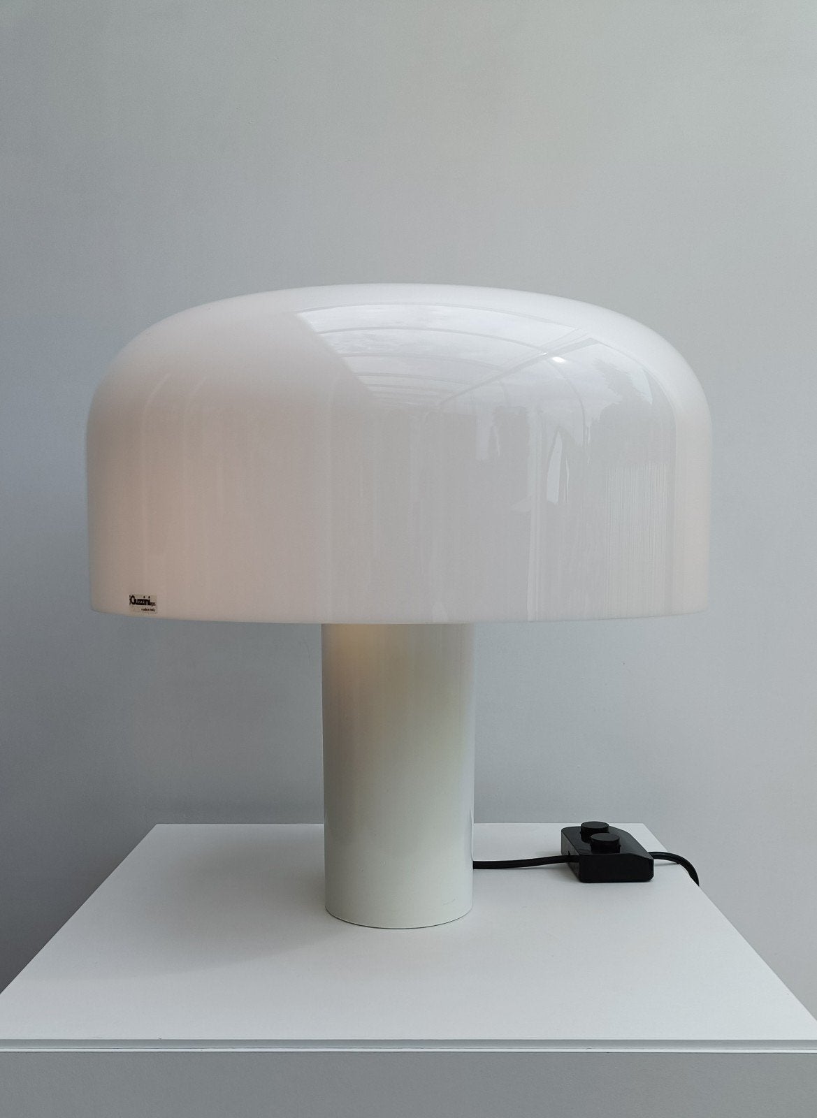 iGuzzini Polo – vintage Italiaanse tafellamp – jaren 70, Ophalen, 45 cm, Gemerkt, Lamp
