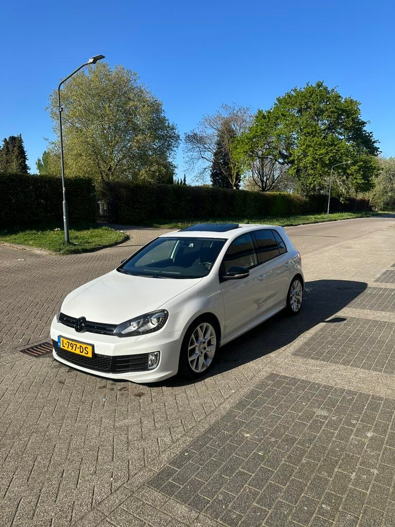 Volkswagen Golf 6 2.0TSI GTI ( 35 EDITION ), Auto's, Volkswagen, Automaat, Stof, Wit, Hatchback