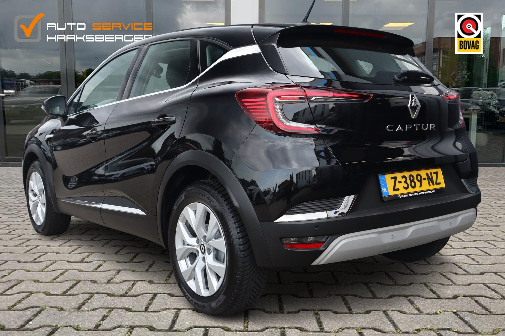Renault Captur 1.0 TCe 90 Intens | LED | Camera | Keyless |, Voorwielaandrijving, Gebruikt, Leder en Stof, Zwart