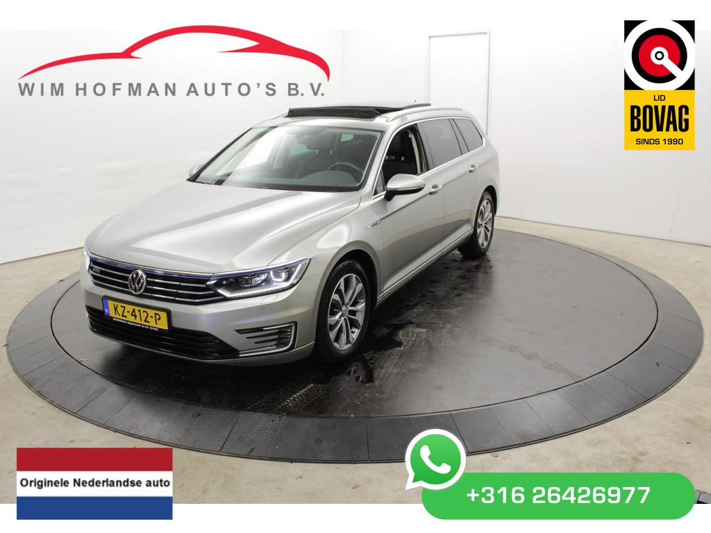 Volkswagen Passat GTE Virtual Pano Leer Camera Trekh, 4 cilinders, Hybride Elektrisch/Benzine, 1600 kg, 93 €/maand
