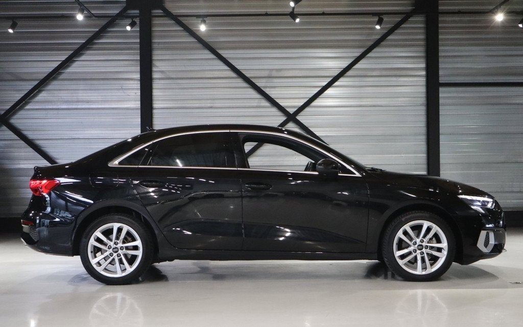 Audi A3 Limousine 30 TFSI Advanced edition Limousine|Automaa, Auto's, Audi, Stof, Gebruikt, Zwart, Origineel Nederlands