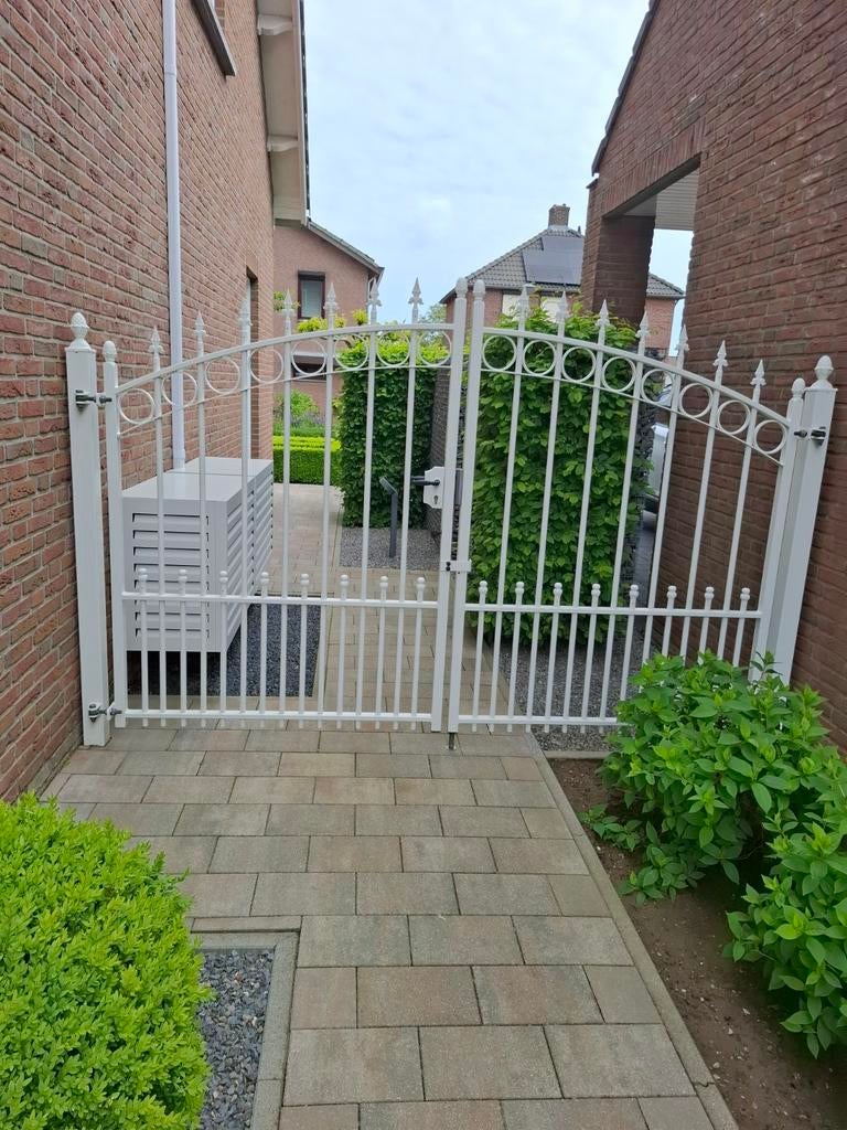 Gepoedercoat ijzeren tuinpoort, Ophalen of Verzenden, IJzer, 200 cm of meer, Draaipoort