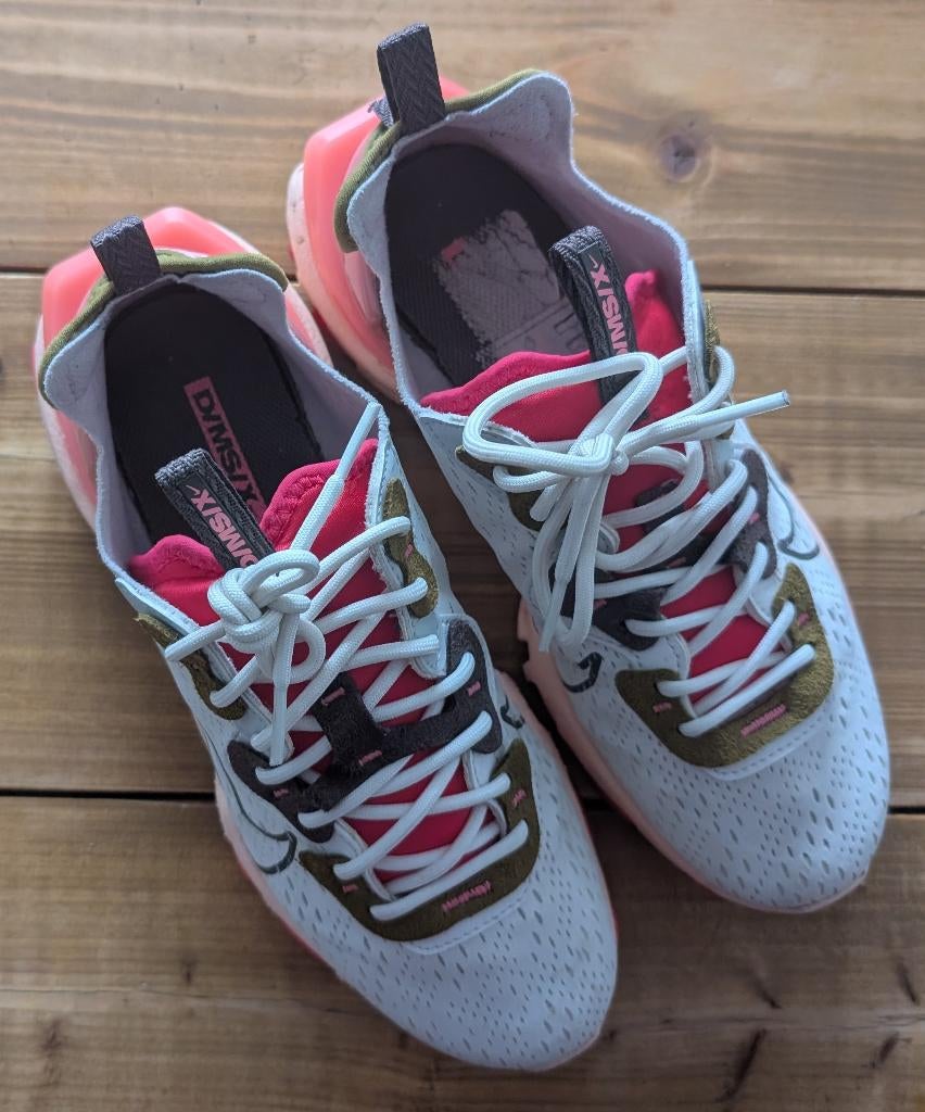Nike React Vision Summit White Siren Red Sneakers Maat 38,5, Kleding | Dames, Schoenen, Wit, Ophalen of Verzenden, Sneakers of Gympen