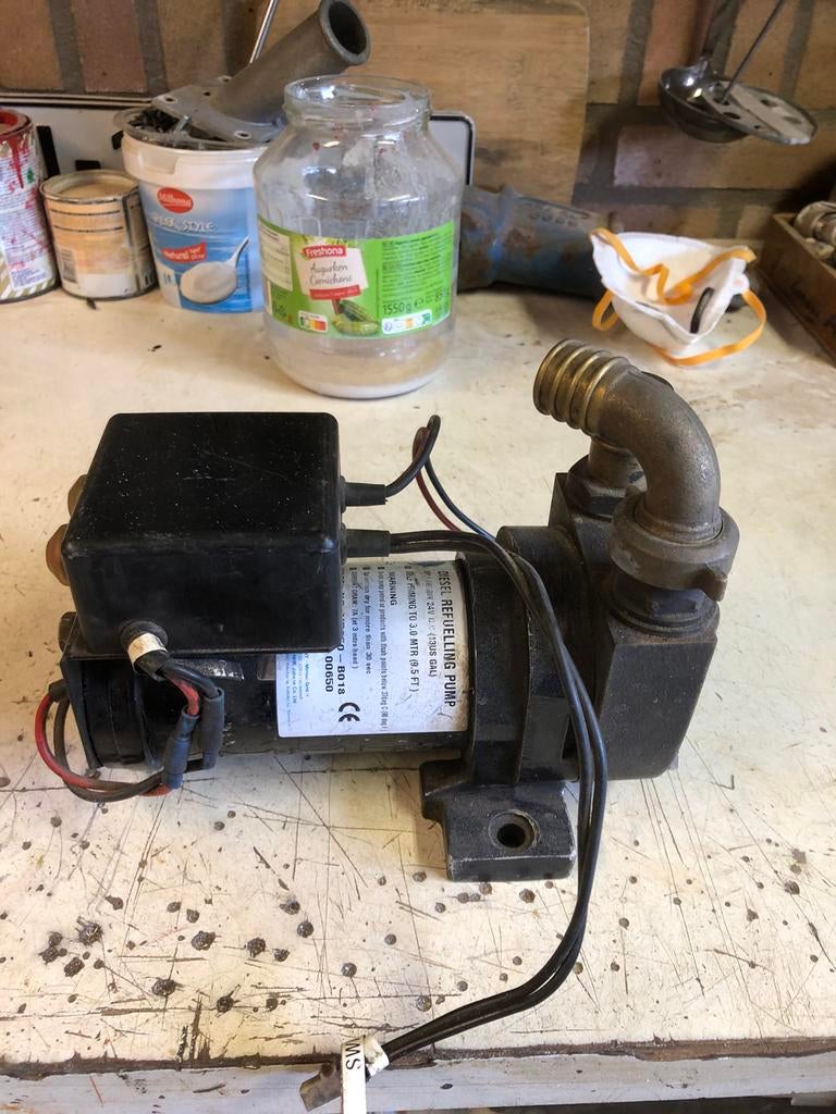Jabsco Dieselpomp, Ophalen, Gebruikt