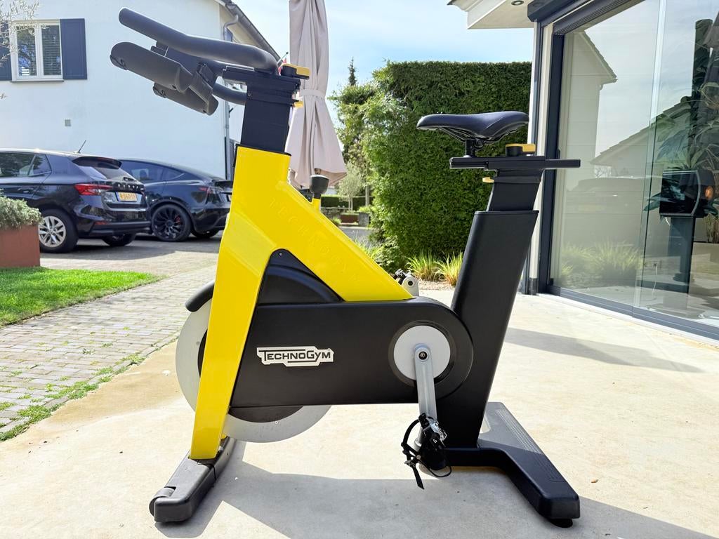 Technogym Spinningbike - Topconditie, Ophalen, Spinningfiets, Zo goed als nieuw, Metaal