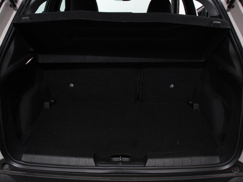 Jeep Avenger 1.2 e-Hybrid Altitude Automaat Climate control, Auto's, Jeep, Stof, Gebruikt, 1199 cc, Parkeersensor