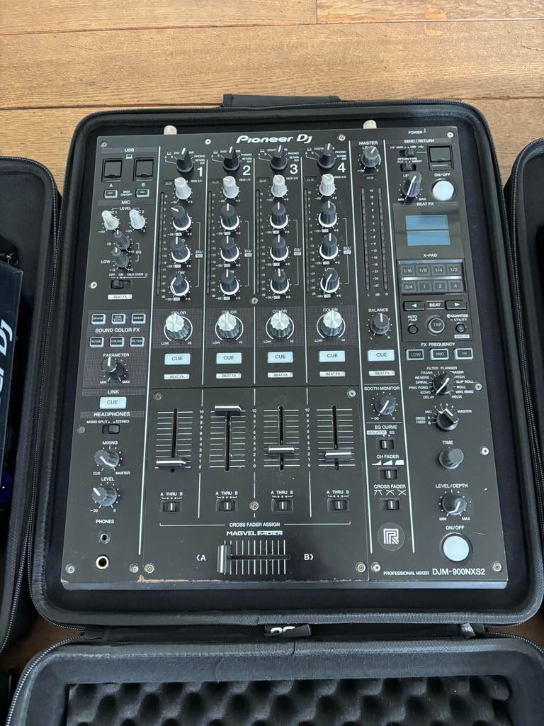 Pioneer DJM-900NXS2 Mixer met UDG Creator Case Tas Flightbag, Pioneer, Pioneer, Dj-set, Ophalen of Verzenden