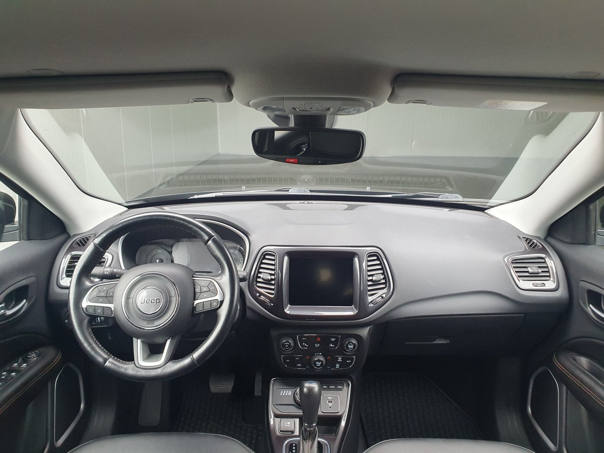 Jeep Compass 4xe 190 Plug-in Hybrid Electric Limited Busines, Auto's, Automaat, Automatische klimaatregeling, Euro 6, Leder en Stof