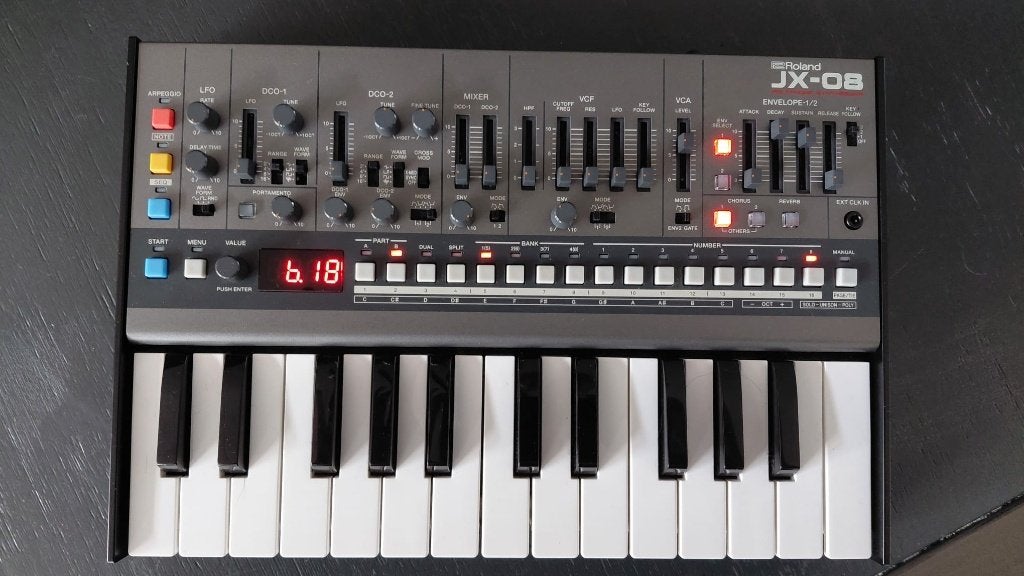 Roland JX-08 + KM-25 keyboard, Gebruikt, Roland, Met midi-aansluiting, Overige aantallen