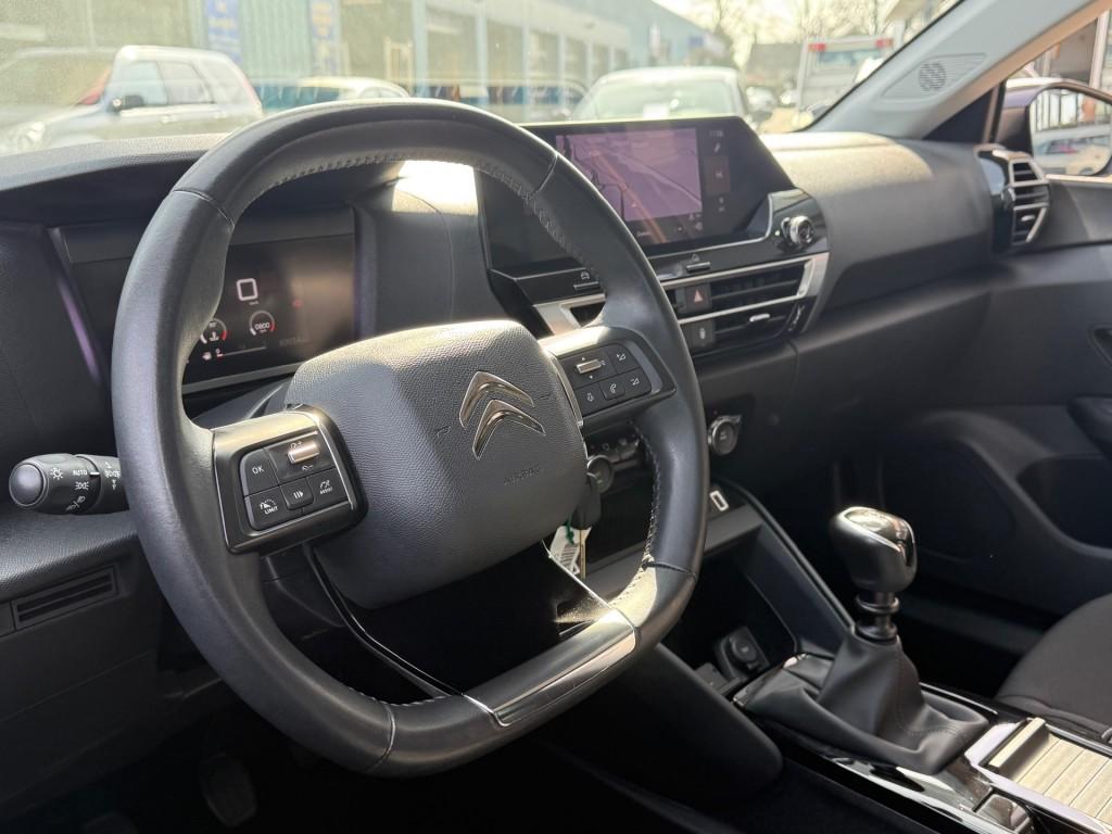 Citroen C4 1.2 PT. FEEL 130PK PACK AIRCO NAVI PDC-CAMERA., Auto's, Gebruikt, 1199 cc, Bedrijf, Handgeschakeld