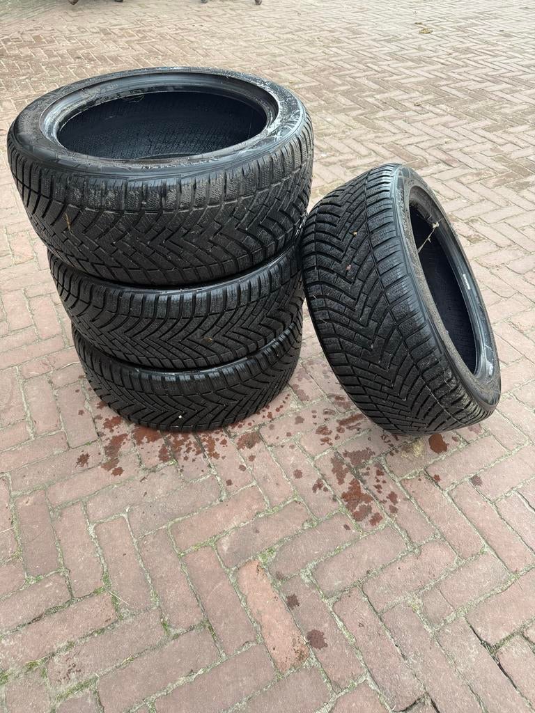 Vredestein winterbanden 215/45 R16 voor VW Polo 2018, Ophalen, 16 inch, Winterbanden, Band(en)
