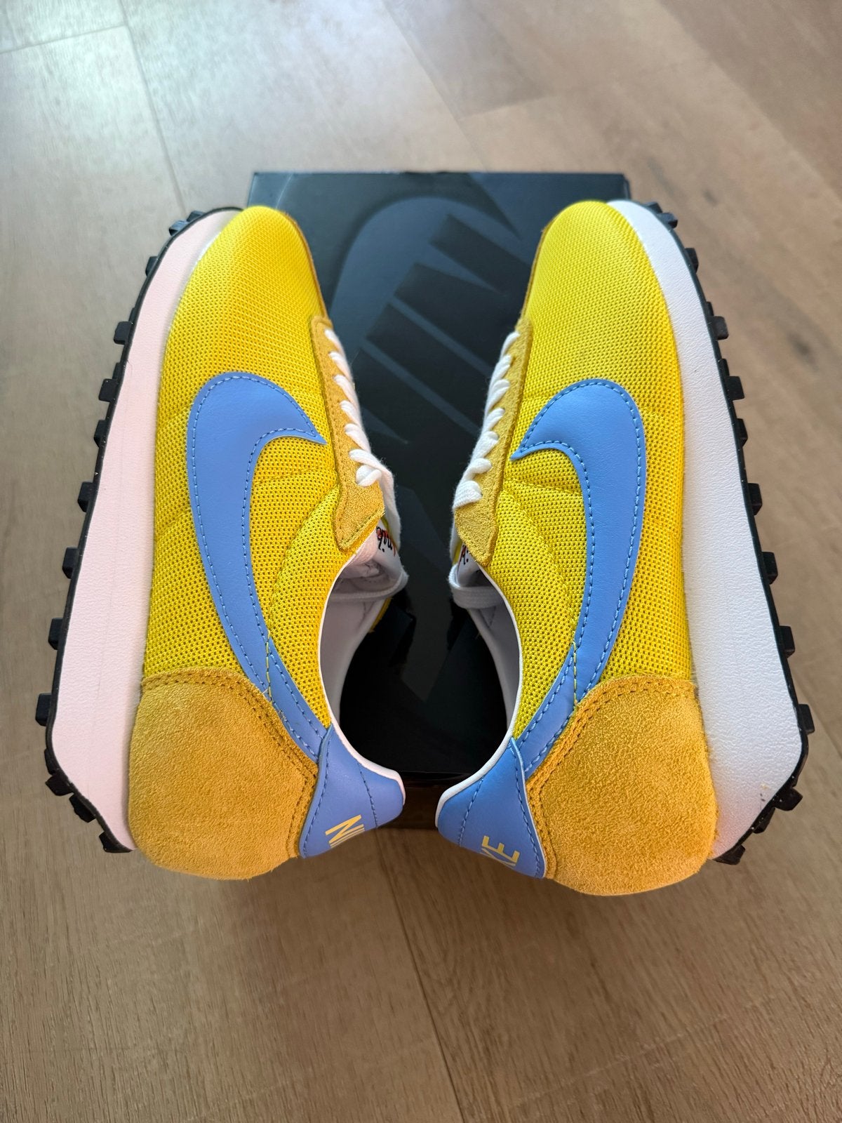 Nike W LD 1000 sneakers - Maat 39 ( ld1000 nike ld-1000, Kleding | Dames, Ophalen of Verzenden, Nieuw, Geel, Sneakers of Gympen