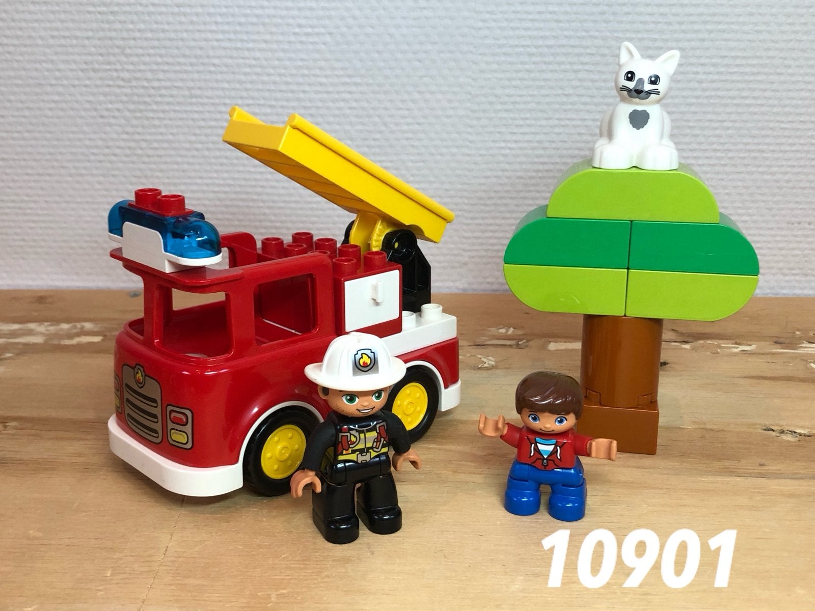 Duplo brandweerwagen met sirene 10901 (compleet) 13, Ophalen of Verzenden, Zo goed als nieuw, Complete set, Duplo