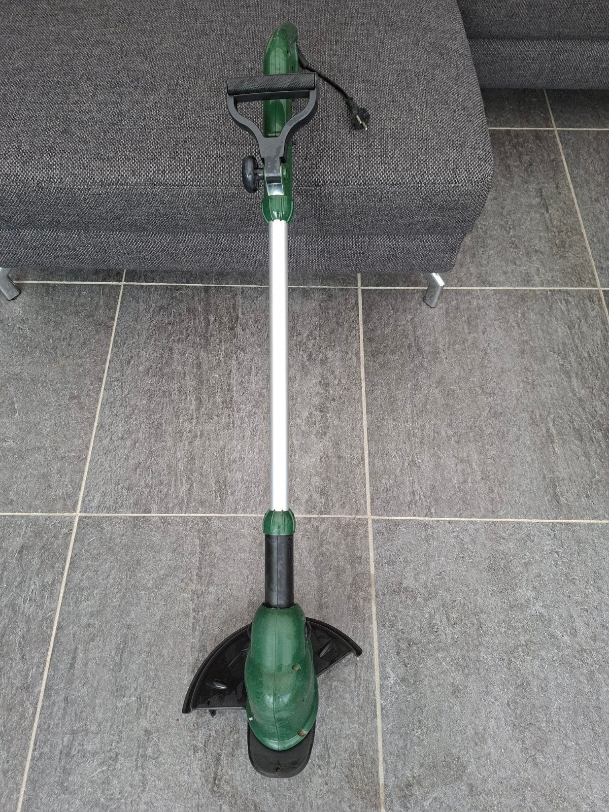Greenway GS400A Elektrische Grastrimmer - 250mm Maaibreedte, Tuin en Terras, Cirkelmaaier, Gebruikt, Elektrische grasmaaier, Minder dan 30 cm
