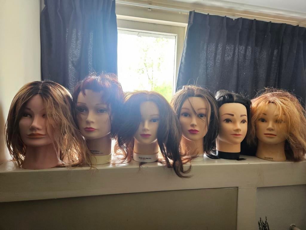 Set van 6 oefenhoofden met haar voor kappers, Ophalen of Verzenden, Gebruikt, Pruik of Haarverlenging