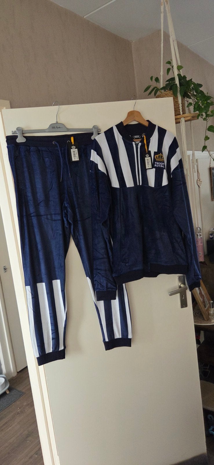 Nieuw Troop Royal Velours Trainingspak XXL - Navy/Wit, Kleding | Heren, Ophalen of Verzenden, Nieuw, Troop