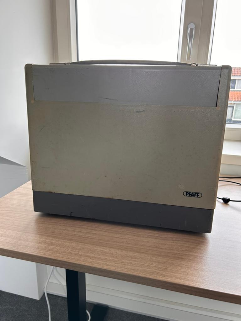 Pfaff Naaimachine, Hobby en Vrije tijd, Naaimachines en Toebehoren, Ophalen, Gebruikt, Naaimachine, Pfaff