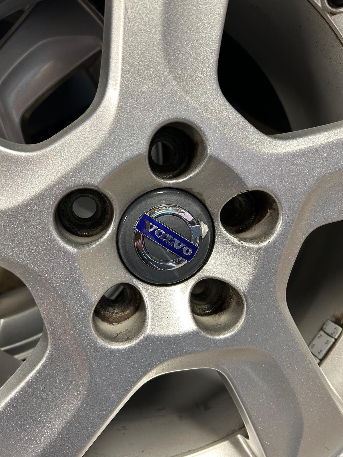 Volvo v60 velgen met zomerbanden, Ophalen, Velg(en), 17 inch, Personenwagen