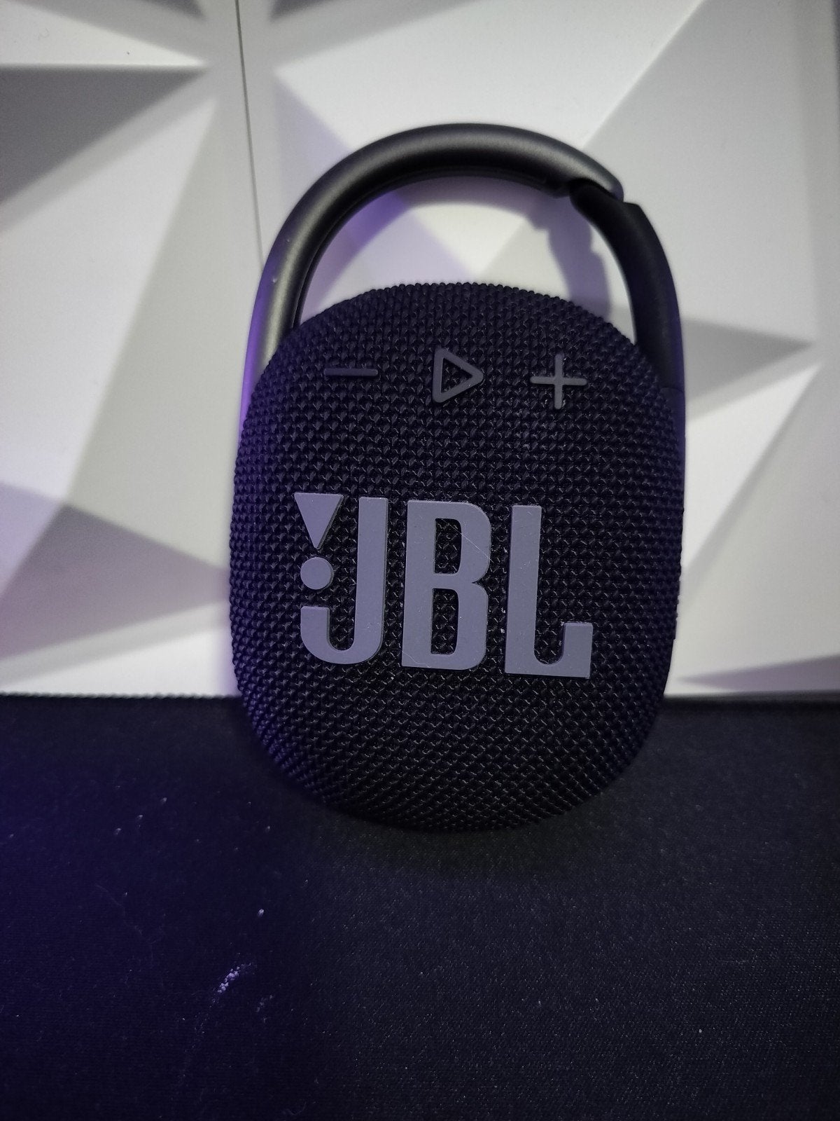 JBL Clip 4 Draagbare Bluetooth Speaker Zwart, Ophalen, JBL, Zo goed als nieuw, Draagbare speaker