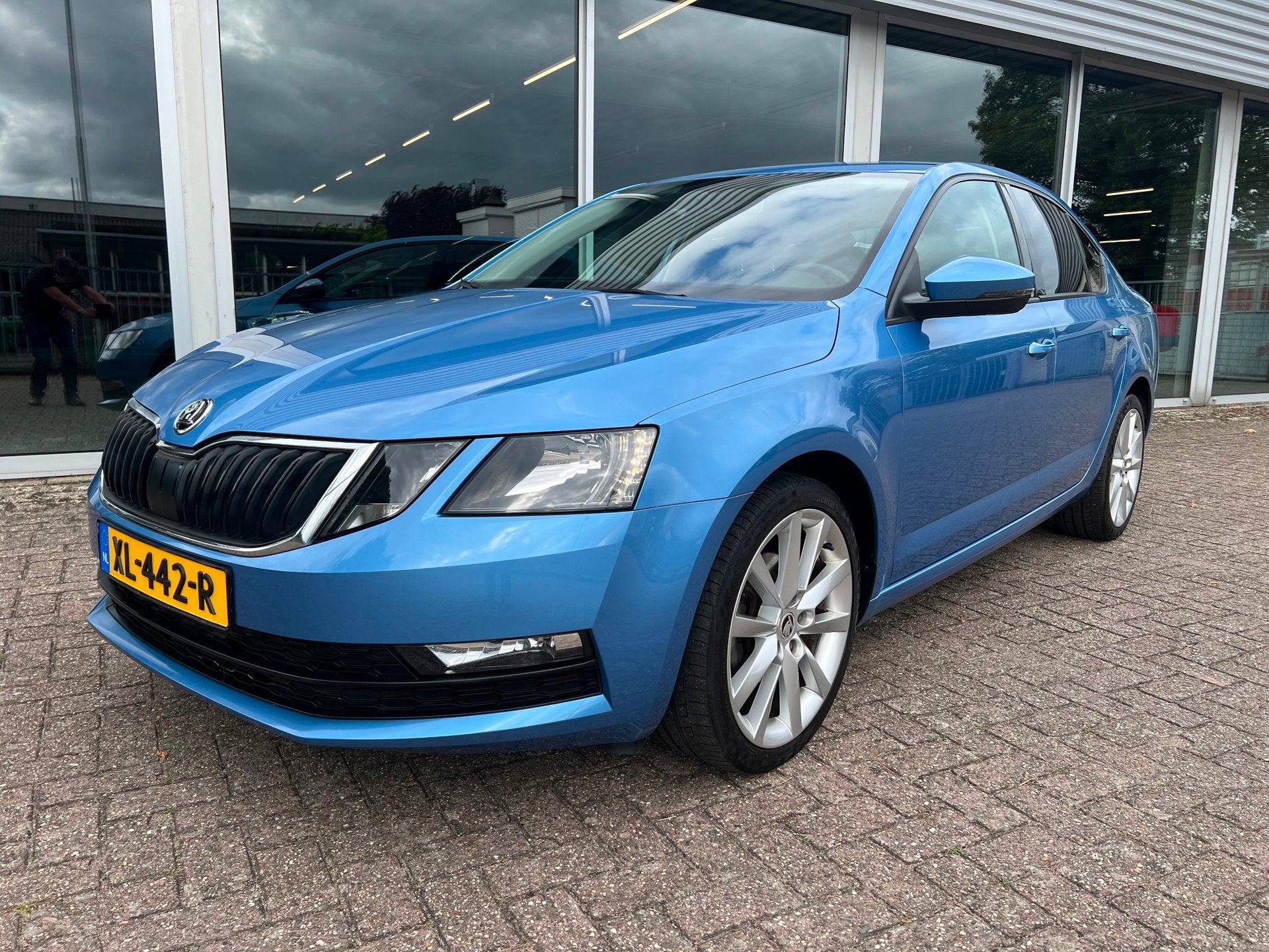 Skoda Octavia 1.0 TSI 115 PK, Greentech Ambition Business, Auto's, Voorwielaandrijving, Stof, Gebruikt, Blauw