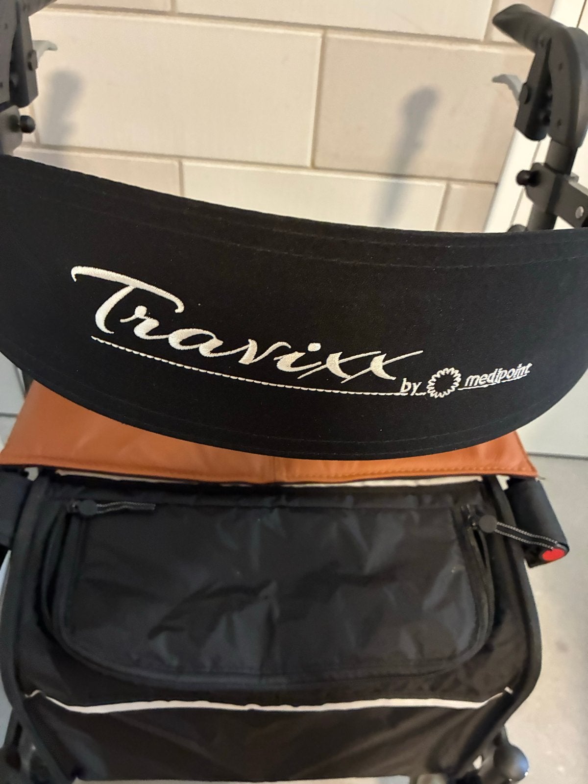 Hele mooie, stabiele rollator. Nauwelijks gebruikt., Ophalen of Verzenden, Zo goed als nieuw