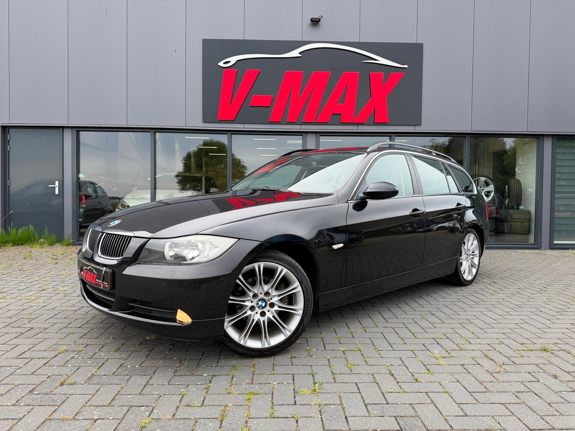 BMW 325i Touring High Executive NaviProf Sportint. Stoelver., Auto's, Automaat, Achterwielaandrijving, Zwart, 2497 cc