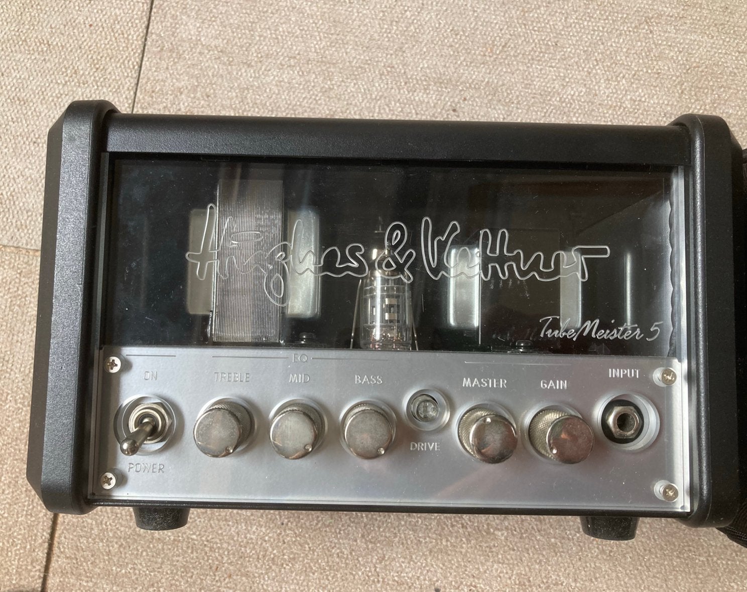 Hughes en kettner tubemeister 5, Muziek en Instrumenten, Ophalen of Verzenden, Zo goed als nieuw, Minder dan 50 watt